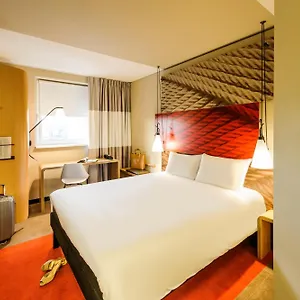 Hotell Ibis ***